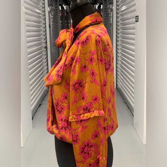 Jessica Simpson Floral Blouse - Picture 11 of 16